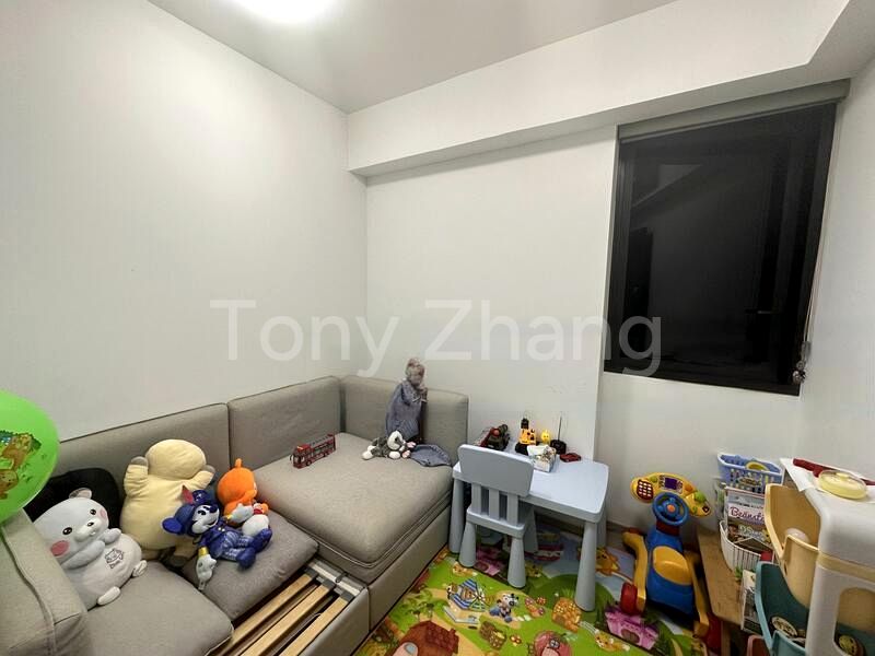 4 Bed Condo for Rent in  iNZ Residence - Image 3